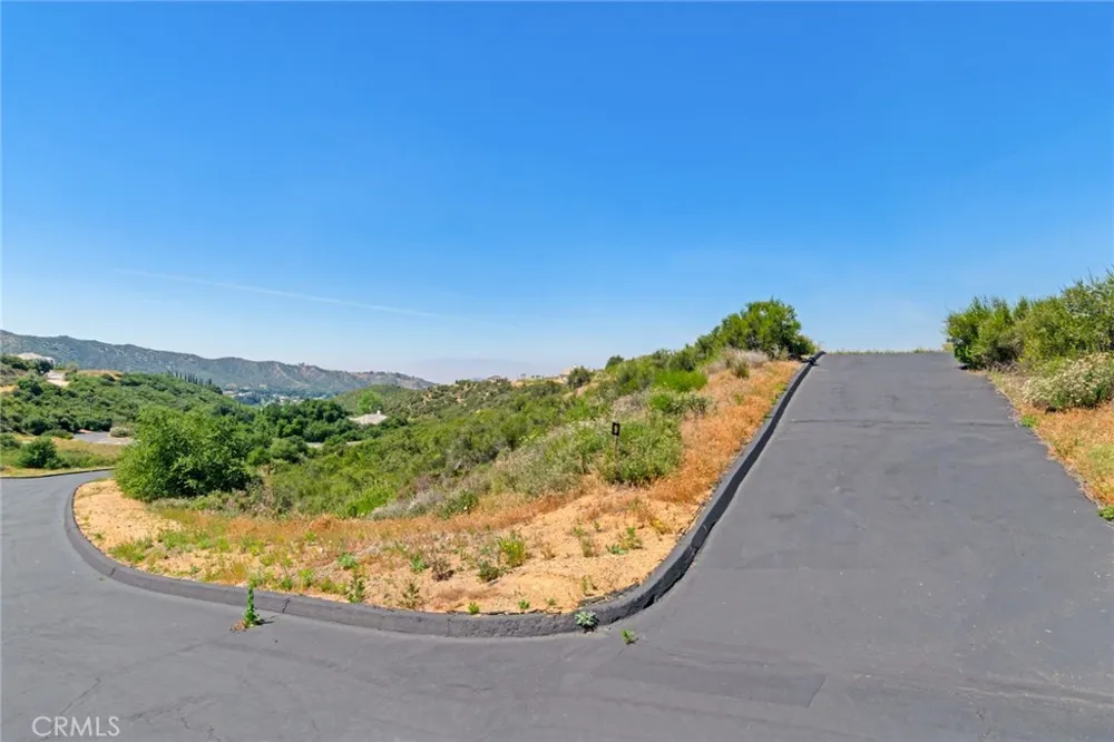 39510 Eastview Court Yucaipa, CA 92399