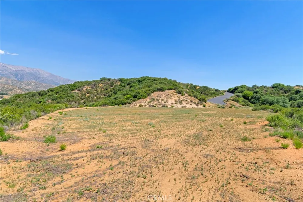 39510 Eastview Court Yucaipa, CA 92399