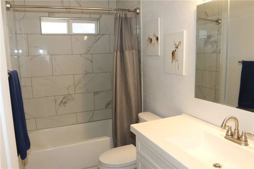 509 Moreno Sugarloaf, CA 92386