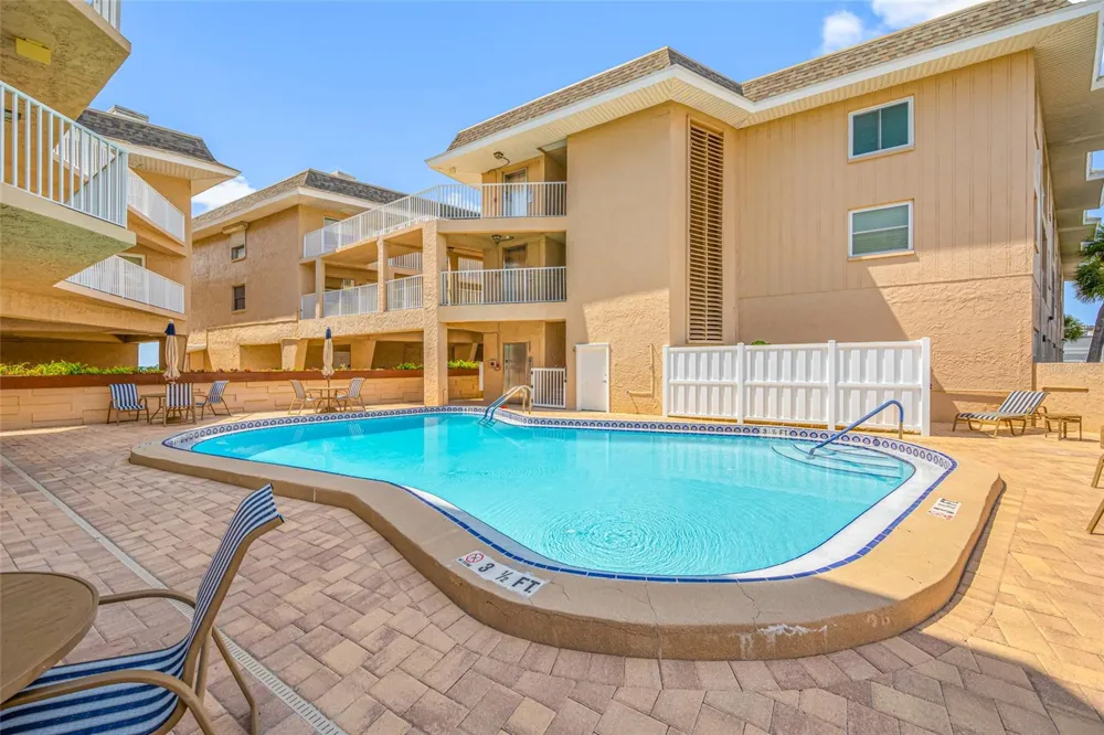 3100 GULF BOULEVARD #132 Belleair Beach, FL 33786