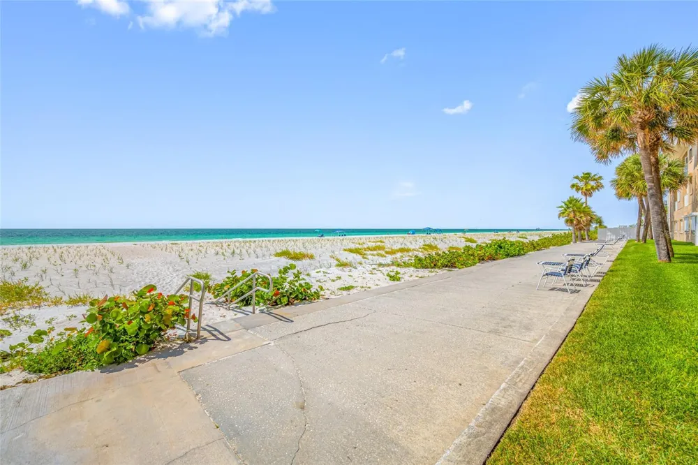 3100 GULF BOULEVARD #132 Belleair Beach, FL 33786