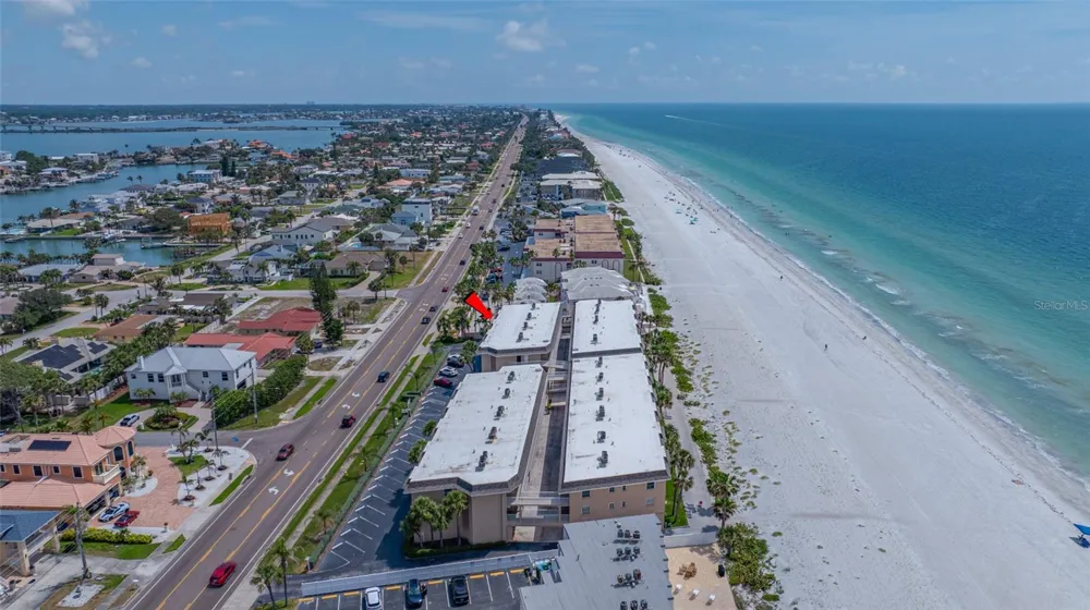 3100 GULF BOULEVARD #132 Belleair Beach, FL 33786