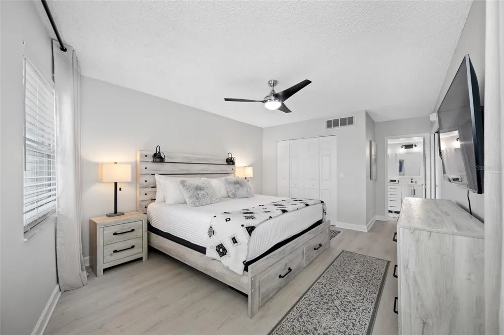 3100 GULF BOULEVARD #132 Belleair Beach, FL 33786
