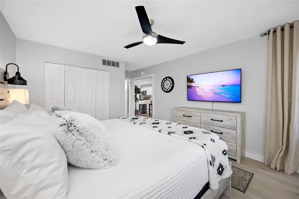 3100 GULF BOULEVARD #132 Belleair Beach, FL 33786