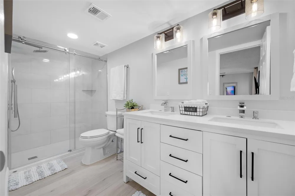 3100 GULF BOULEVARD #132 Belleair Beach, FL 33786