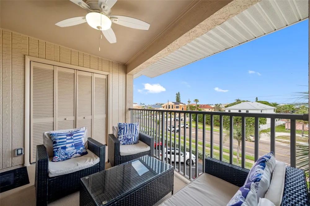 3100 GULF BOULEVARD #132 Belleair Beach, FL 33786