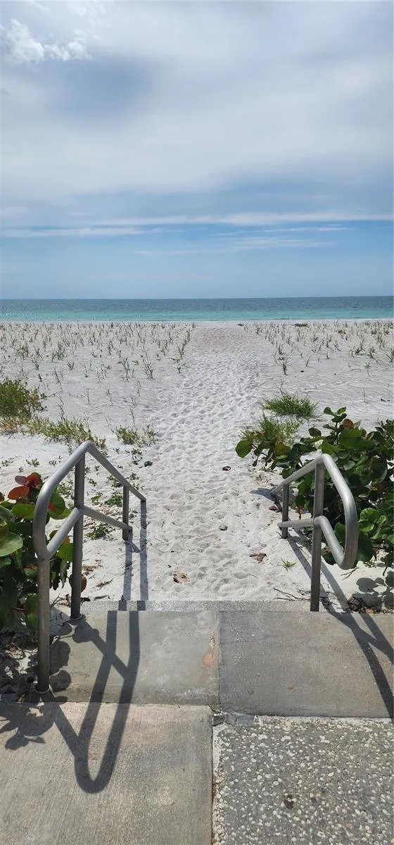 3100 GULF BOULEVARD #132 Belleair Beach, FL 33786