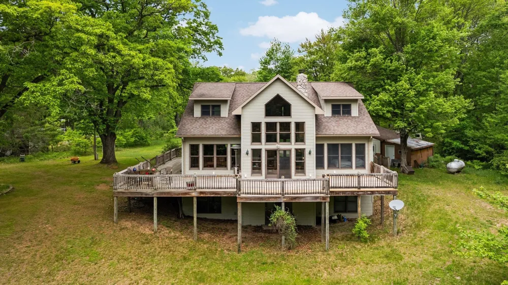 8415 W Workman Road Lake Township, MI 49651