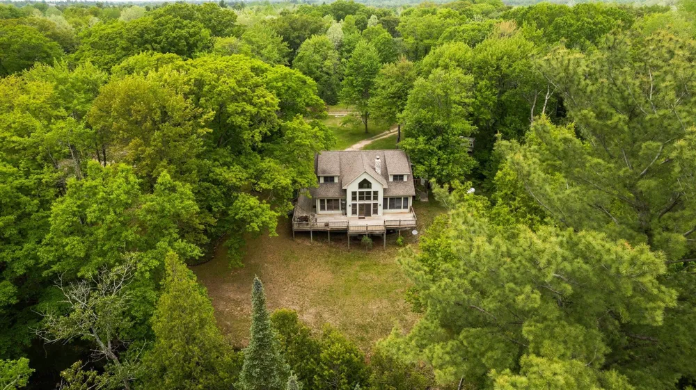 8415 W Workman Road Lake Township, MI 49651