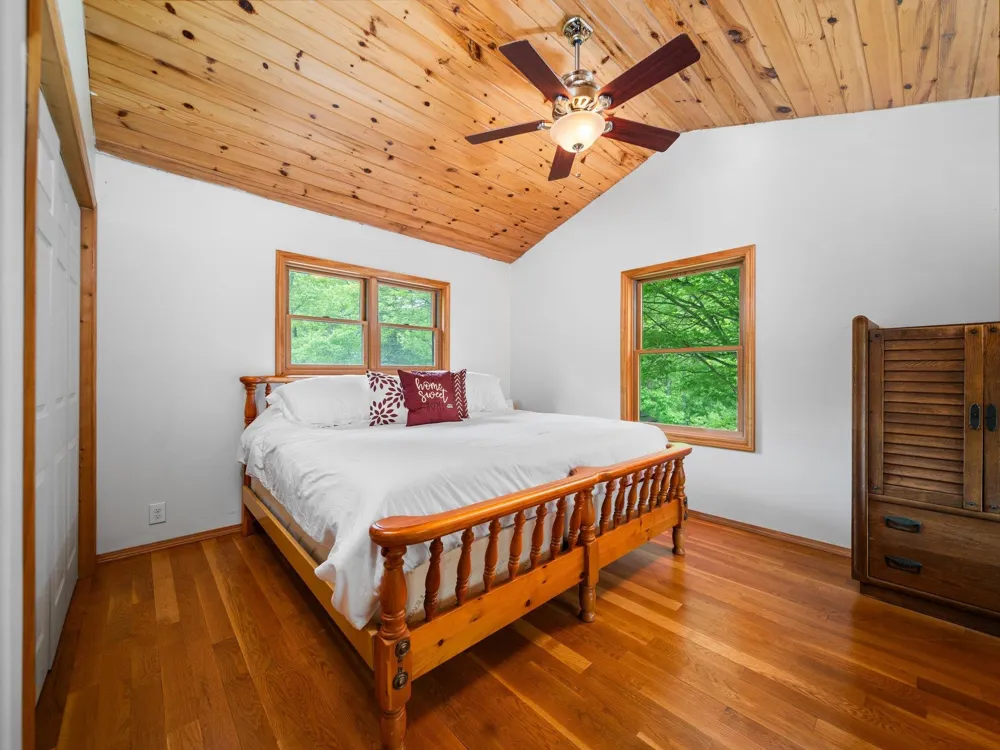 8415 W Workman Road Lake Township, MI 49651