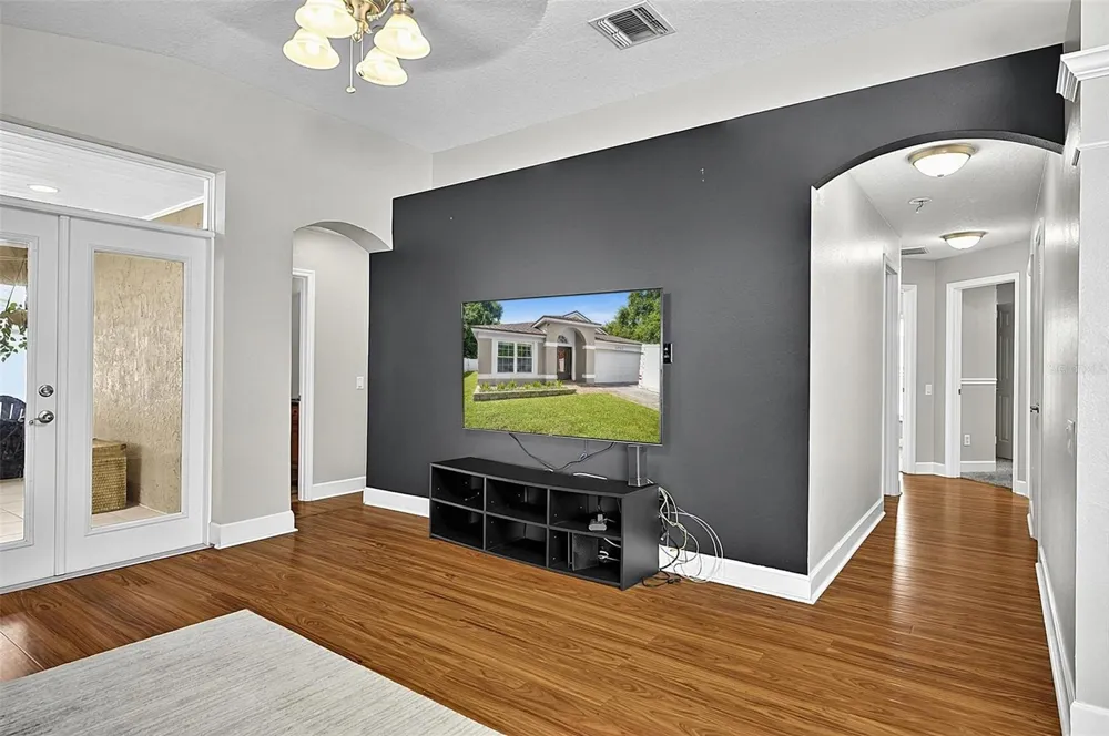 1737 SETTING SUN LOOP Casselberry, FL 32707