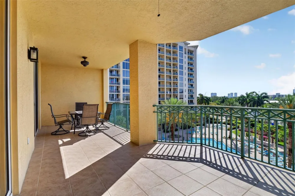 3426 HANCOCK BRIDGE PARKWAY #503 North Fort Myers, FL 33903