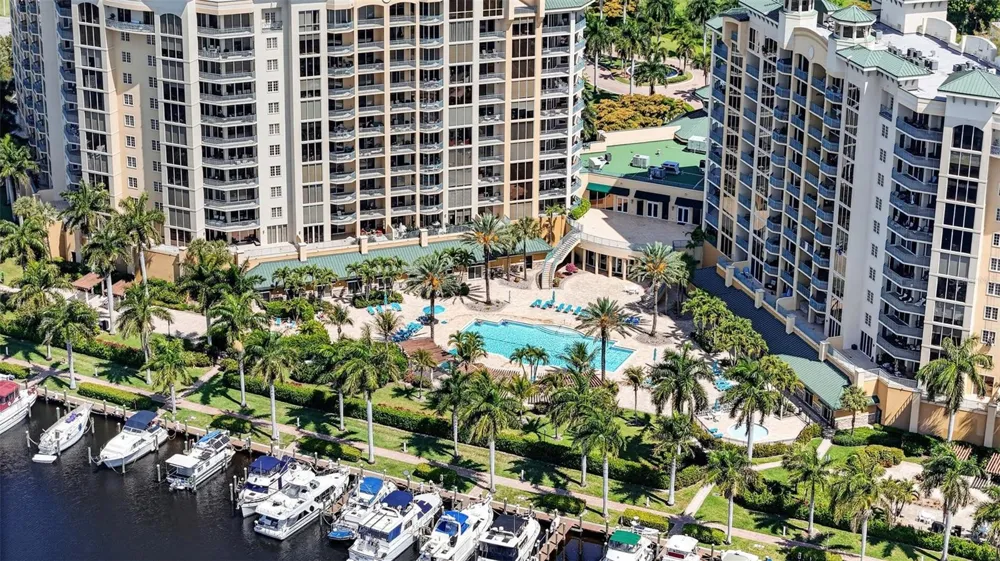 3426 HANCOCK BRIDGE PARKWAY #503 North Fort Myers, FL 33903