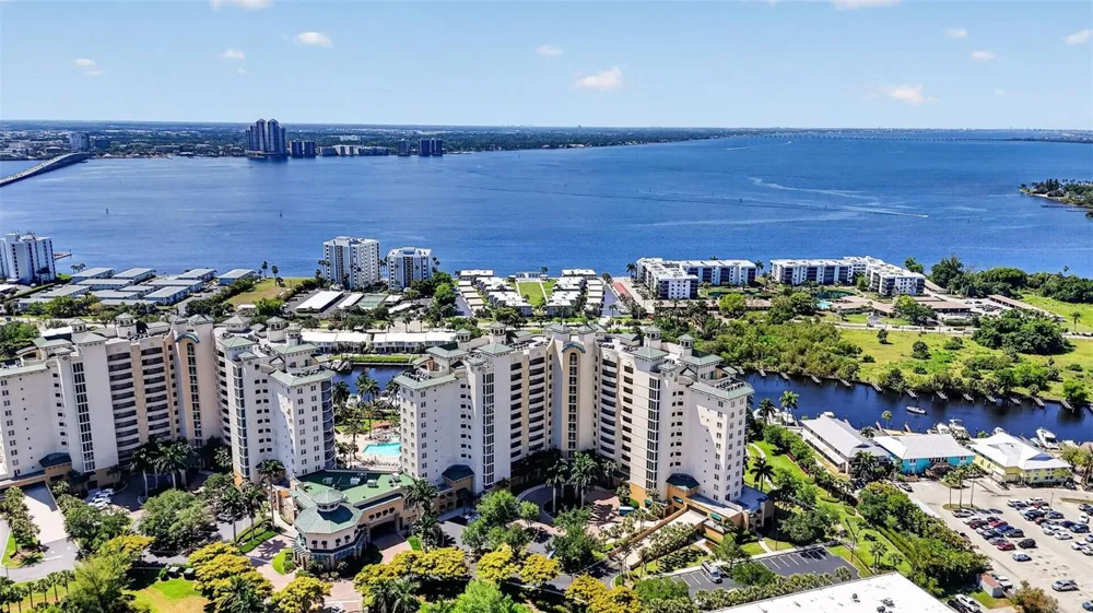 3426 HANCOCK BRIDGE PARKWAY #503 North Fort Myers, FL 33903