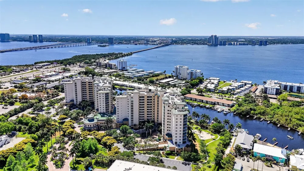 3426 HANCOCK BRIDGE PARKWAY #503 North Fort Myers, FL 33903
