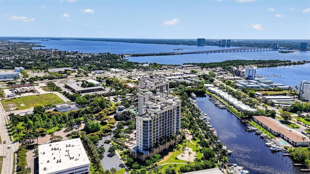 3426 HANCOCK BRIDGE PARKWAY #503 North Fort Myers, FL 33903