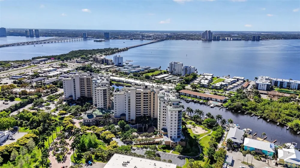 3426 HANCOCK BRIDGE PARKWAY #503 North Fort Myers, FL 33903