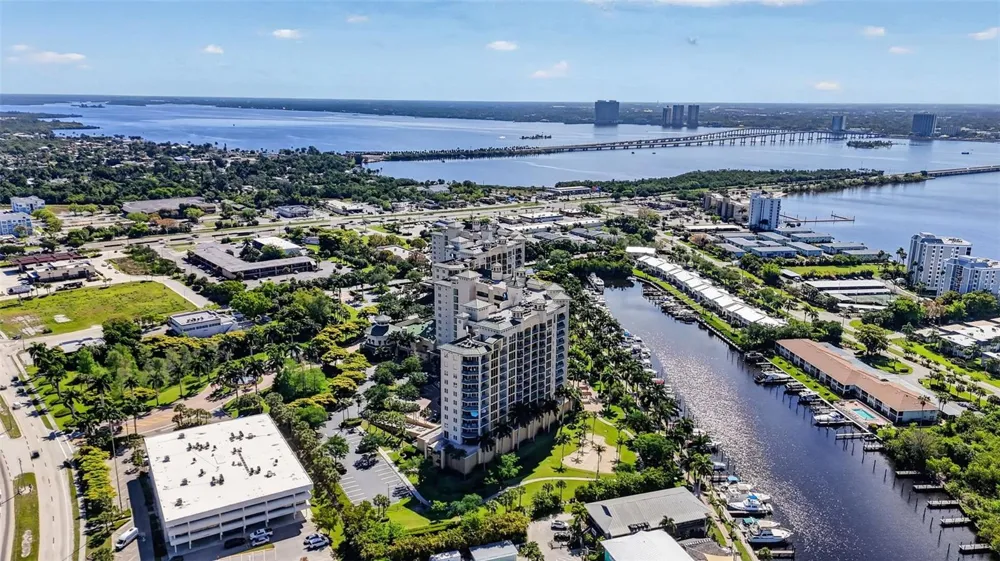 3426 HANCOCK BRIDGE PARKWAY #503 North Fort Myers, FL 33903
