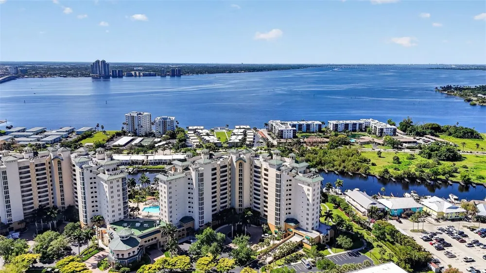 3426 HANCOCK BRIDGE PARKWAY #503 North Fort Myers, FL 33903