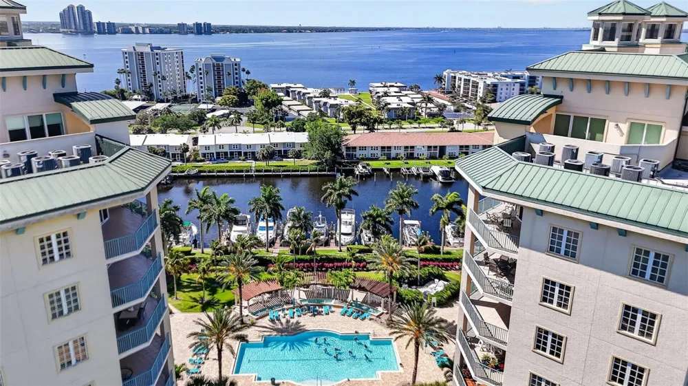 3426 HANCOCK BRIDGE PARKWAY #503 North Fort Myers, FL 33903