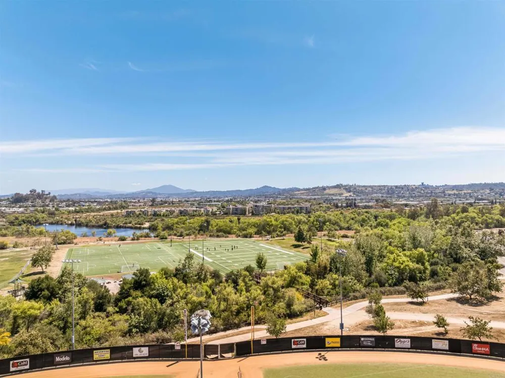 340 Millstream Court Santee, CA 92071