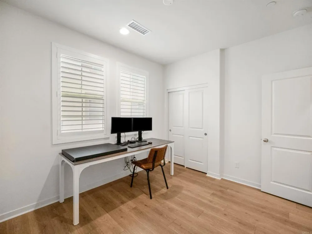 340 Millstream Court Santee, CA 92071
