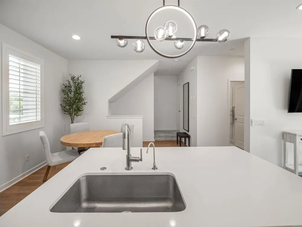 340 Millstream Court Santee, CA 92071