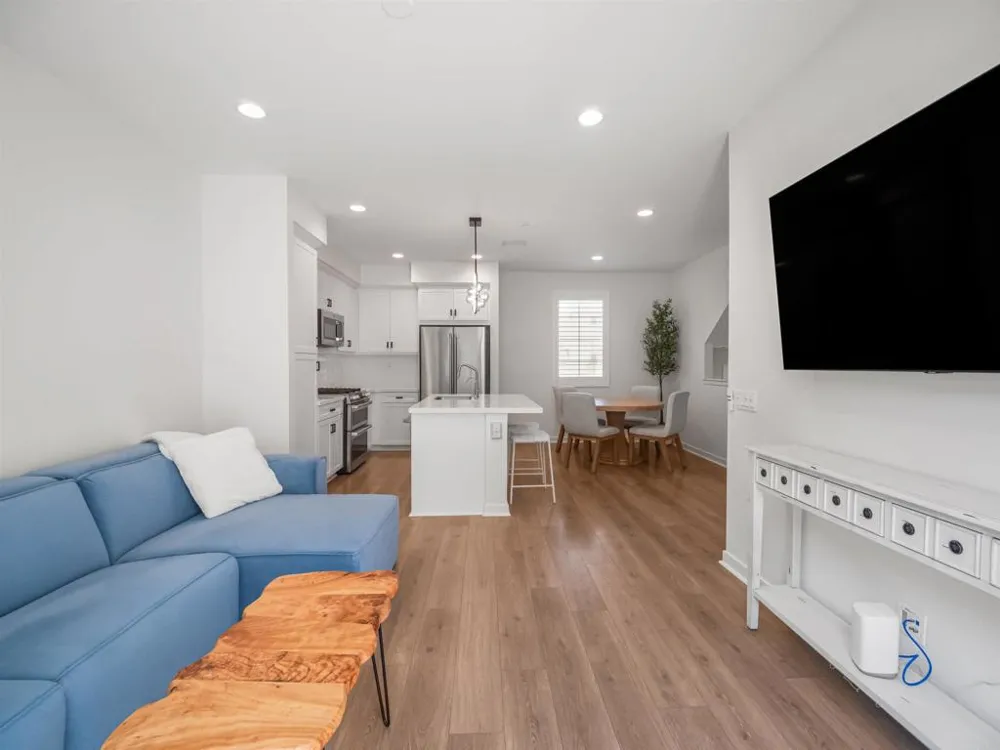 340 Millstream Court Santee, CA 92071