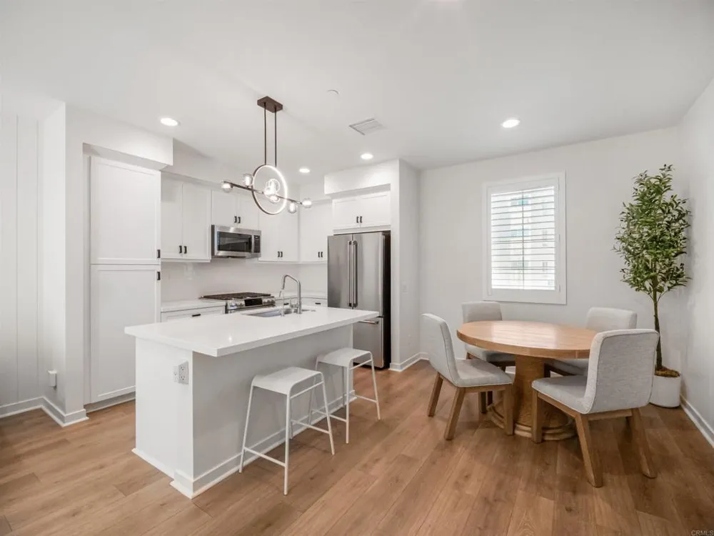 340 Millstream Court Santee, CA 92071
