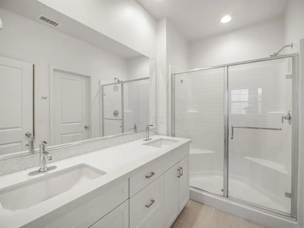 340 Millstream Court Santee, CA 92071