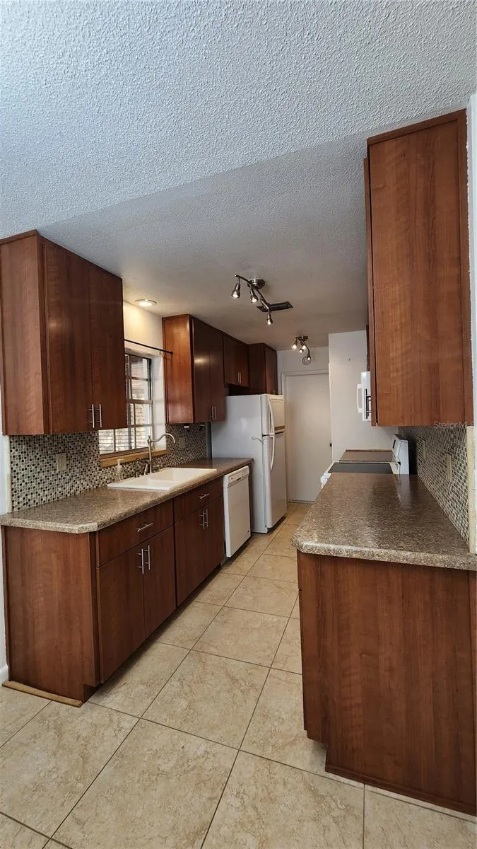 4518 YORKSHIRE AVENUE Spring Hill, FL 34609