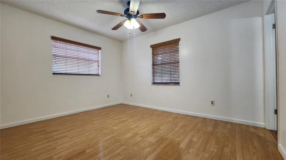 4518 YORKSHIRE AVENUE Spring Hill, FL 34609