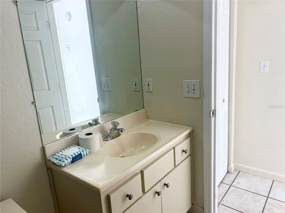 3110 W IVY STREET Tampa, FL 33607