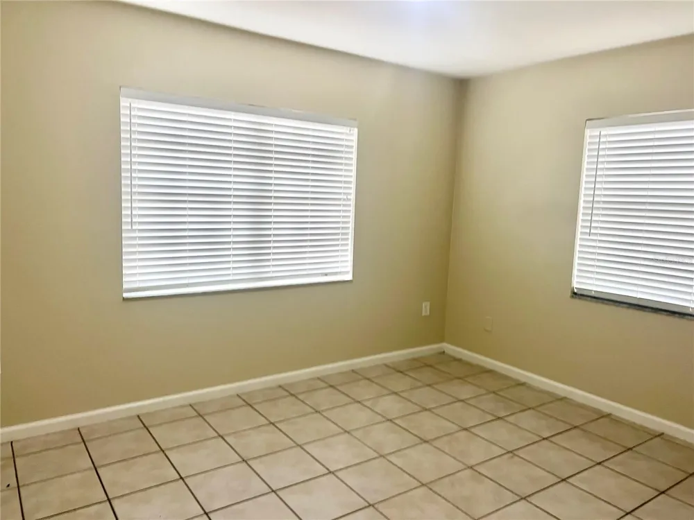 3110 W IVY STREET Tampa, FL 33607