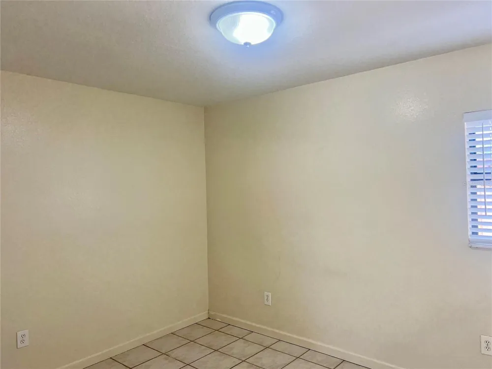 3110 W IVY STREET Tampa, FL 33607