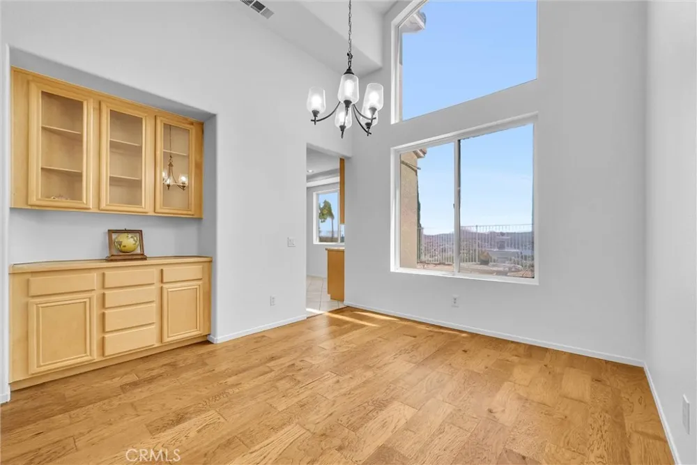 43 Villa Valtelena Lake Elsinore, CA 92532