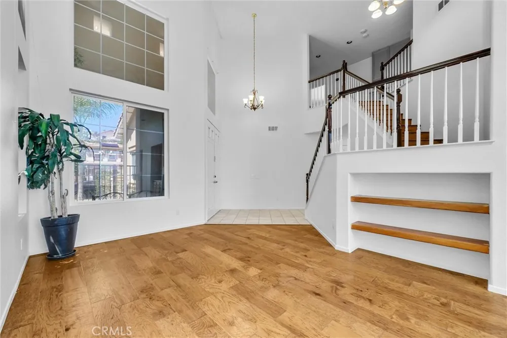 43 Villa Valtelena Lake Elsinore, CA 92532