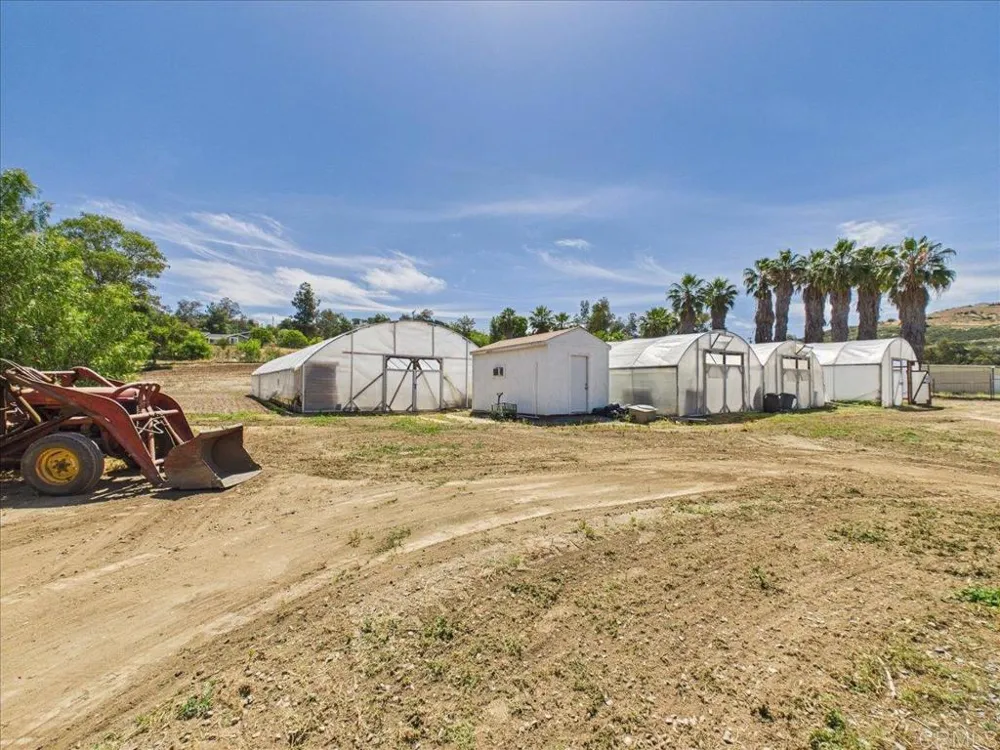 385 Feghali Road Ramona, CA 92065