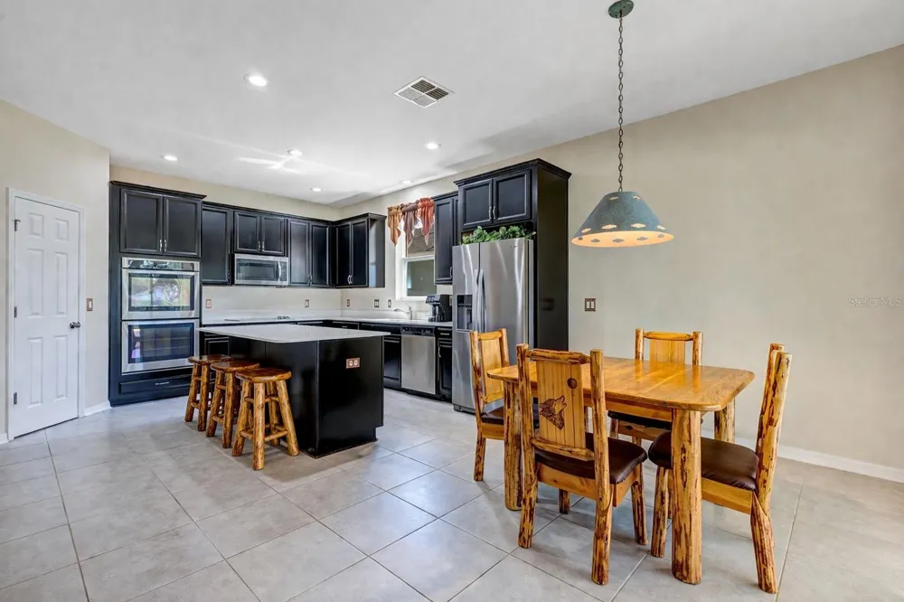 26868 WHITE PLAINS WAY Leesburg, FL 34748