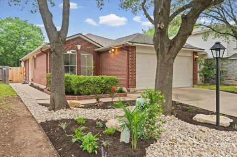 1404 Sir Thopas Trail