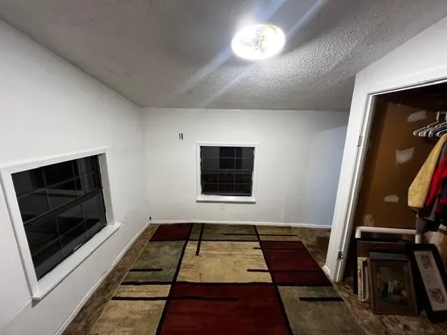 1271 Central Avenue Newark, TX 76071