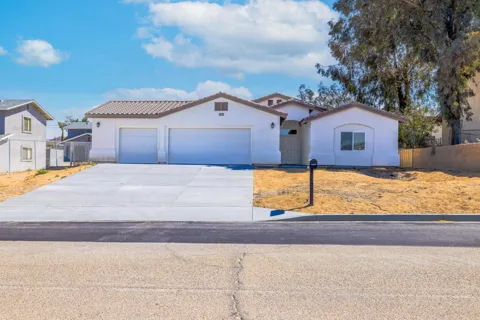 61723 Desert Air Road