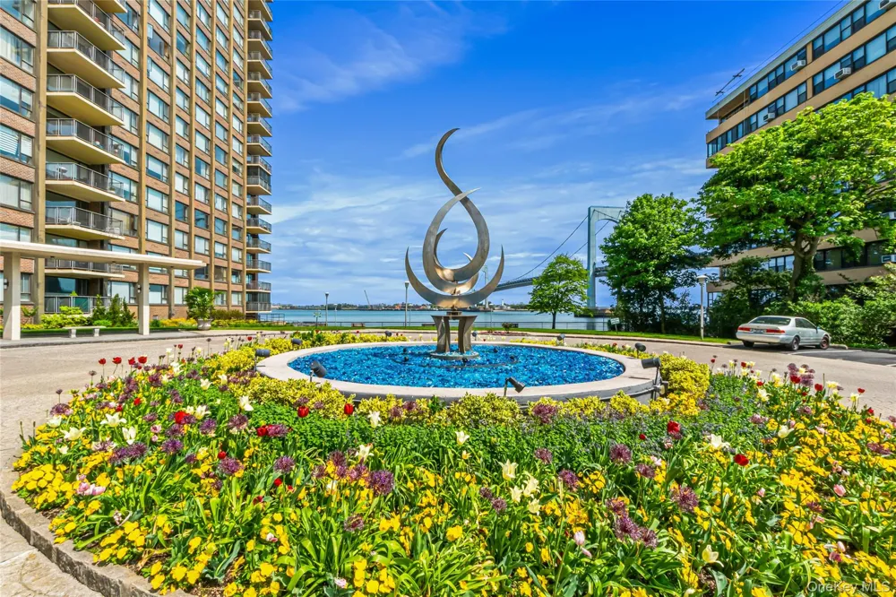 166-25 Powells Cove Boulevard #19G Beechhurst, NY 11357