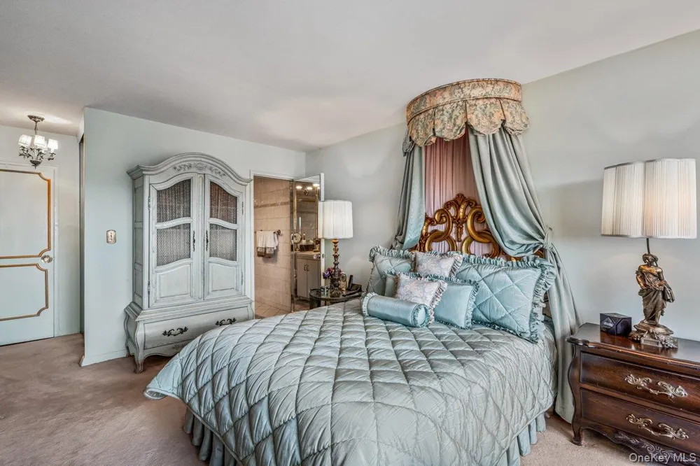 166-25 Powells Cove Boulevard #19G Beechhurst, NY 11357
