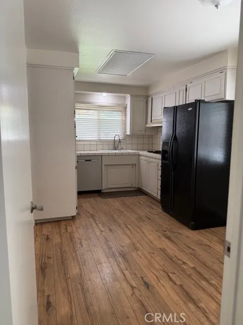 26801 Circle Of The Oaks Newhall, CA 91321