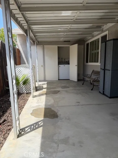 26801 Circle Of The Oaks Newhall, CA 91321