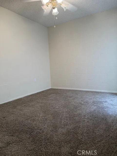 26801 Circle Of The Oaks Newhall, CA 91321