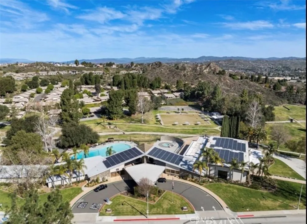 26801 Circle Of The Oaks Newhall, CA 91321