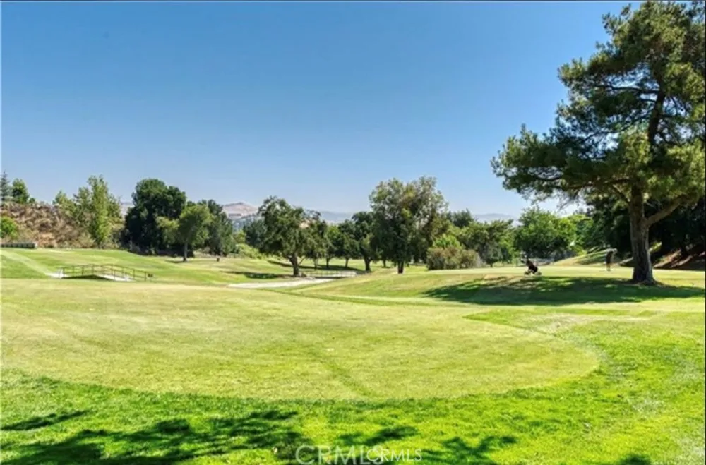 26801 Circle Of The Oaks Newhall, CA 91321