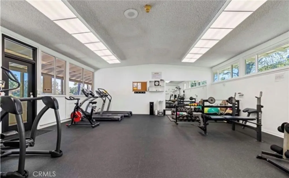 26801 Circle Of The Oaks Newhall, CA 91321